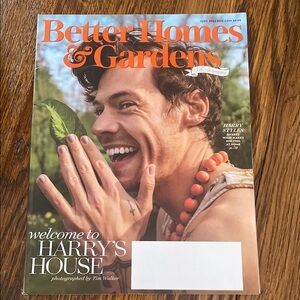 Better Homes & Gardens Magazine - June 2022 - Harry Styles    home decor music